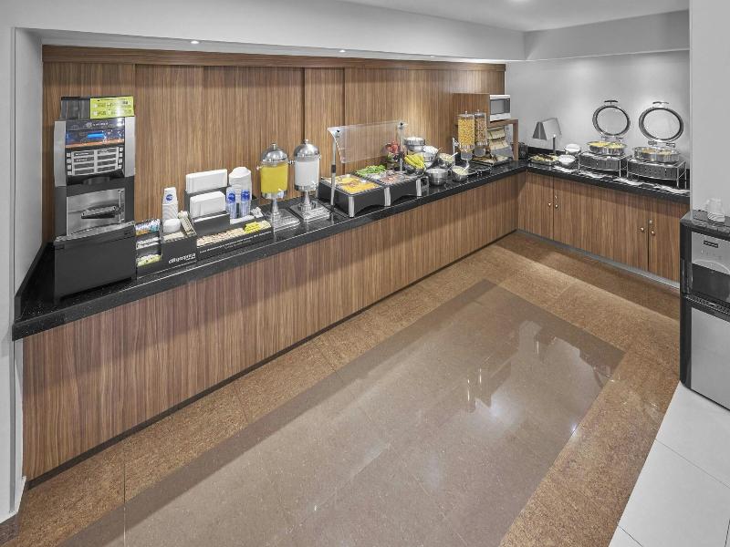 City Express by Marriott Torreon image