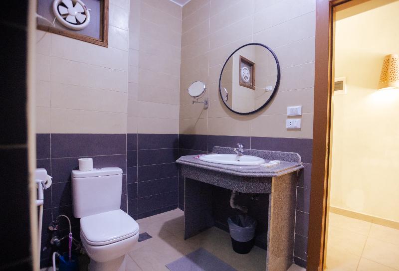 Bedouin Moon Hotel gallery photo 18