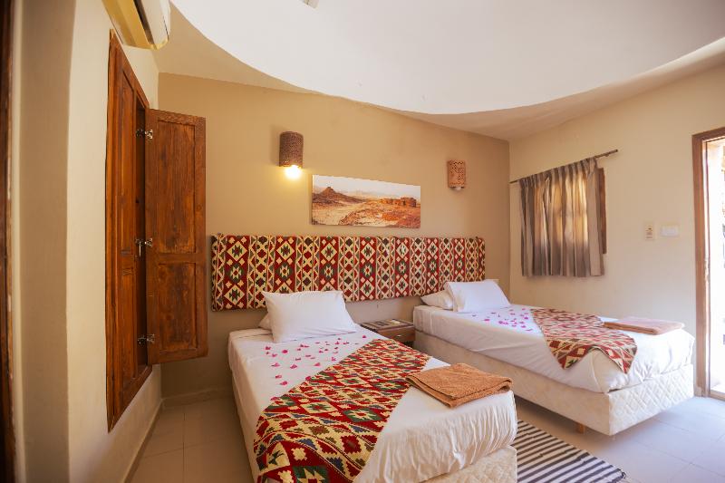 Bedouin Moon Hotel gallery photo 28