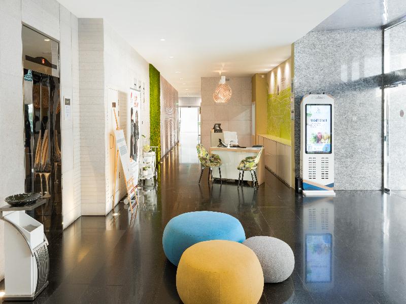 Citadines Metro Central Dubai image