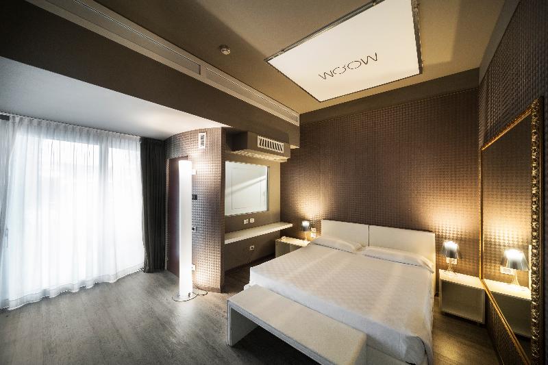Mo.Om Hotel image