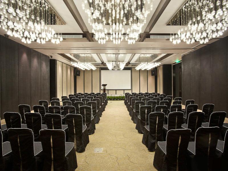 Banyan Tree Shanghai On The Bund image