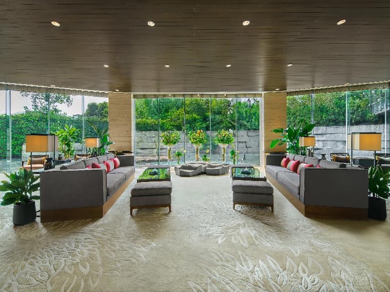 Banyan Tree Shanghai On The Bund image