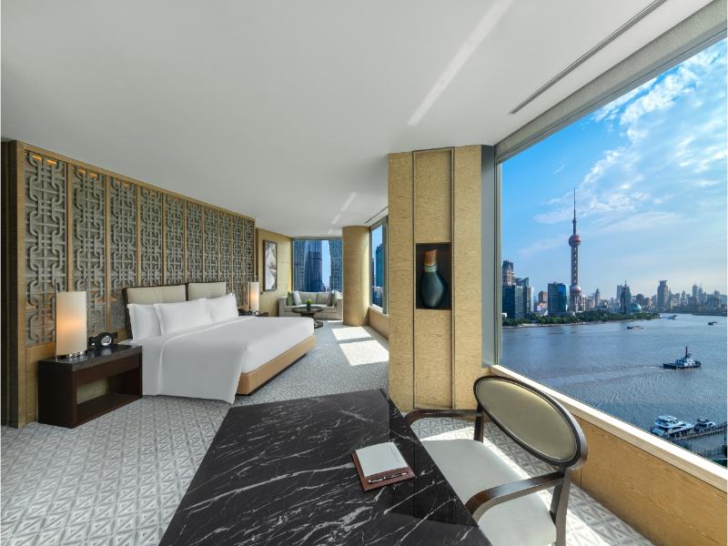 Banyan Tree Shanghai On The Bund image