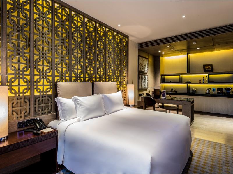 Banyan Tree Shanghai On The Bund image