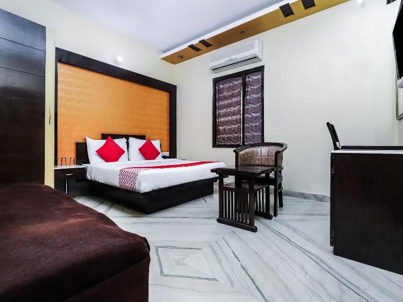 JP Inn Hotel image