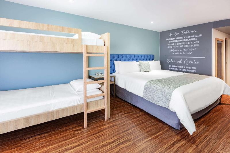 Tryp By Wyndham Guayaquil Airport image