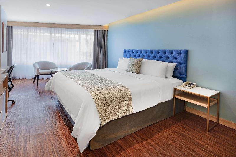 Tryp By Wyndham Guayaquil Airport image