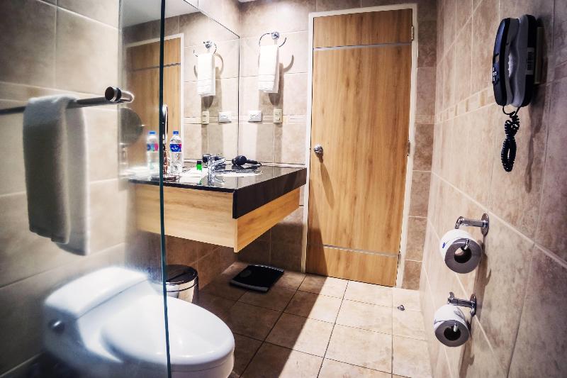 Tryp By Wyndham Guayaquil Airport image