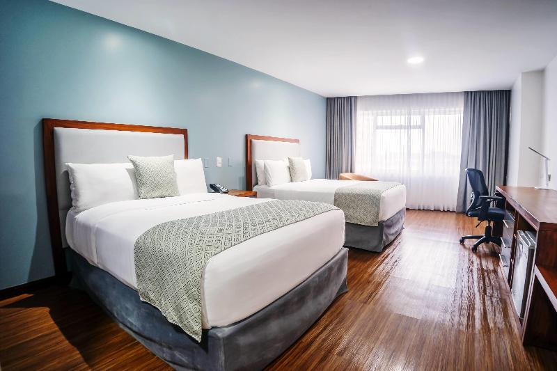 Tryp By Wyndham Guayaquil Airport image