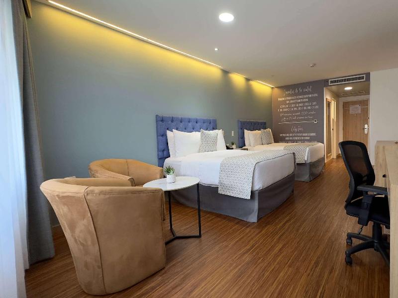 Tryp By Wyndham Guayaquil Airport image