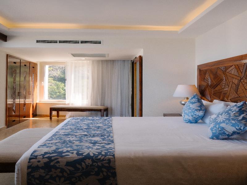 Grand Miramar All Luxury Suites & Residences image