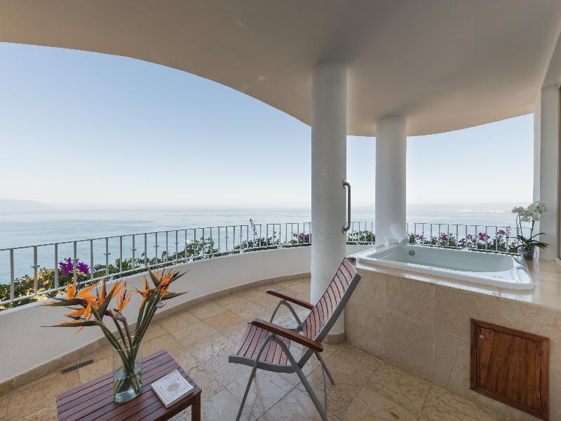 Grand Miramar All Luxury Suites & Residences image