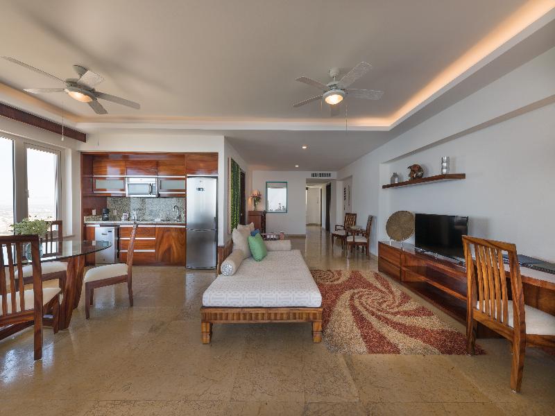 Grand Miramar All Luxury Suites & Residences image