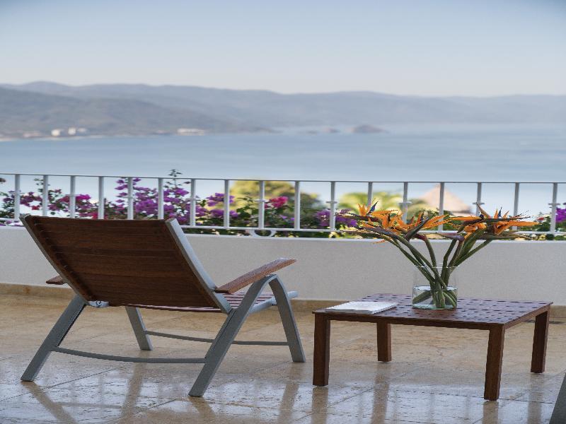 Grand Miramar All Luxury Suites & Residences image