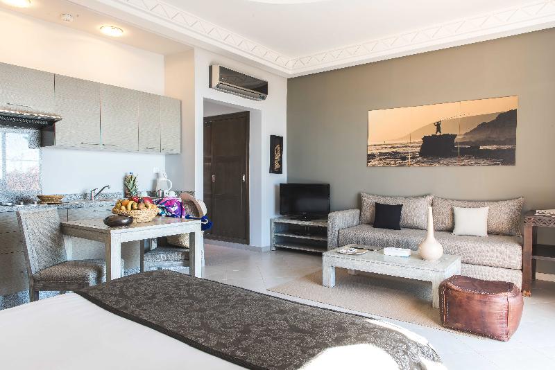 Paradis Plage Surf Yoga & Spa Resort image