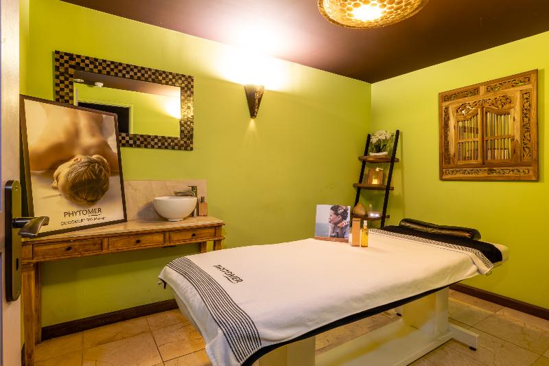 Le Manoir Poterie & Spa image