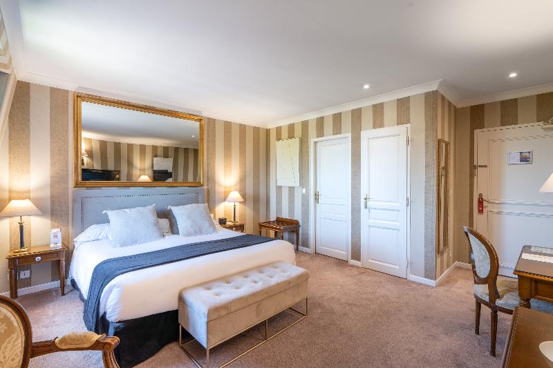 Le Manoir Poterie & Spa image