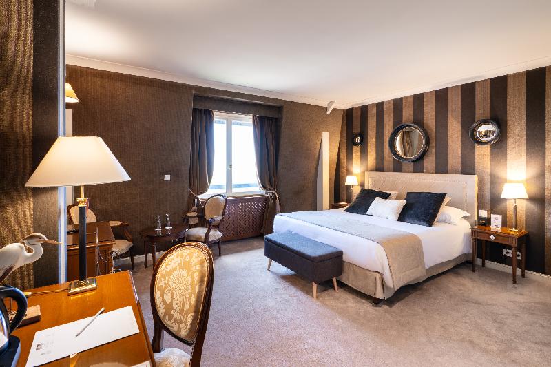 Le Manoir Poterie & Spa image