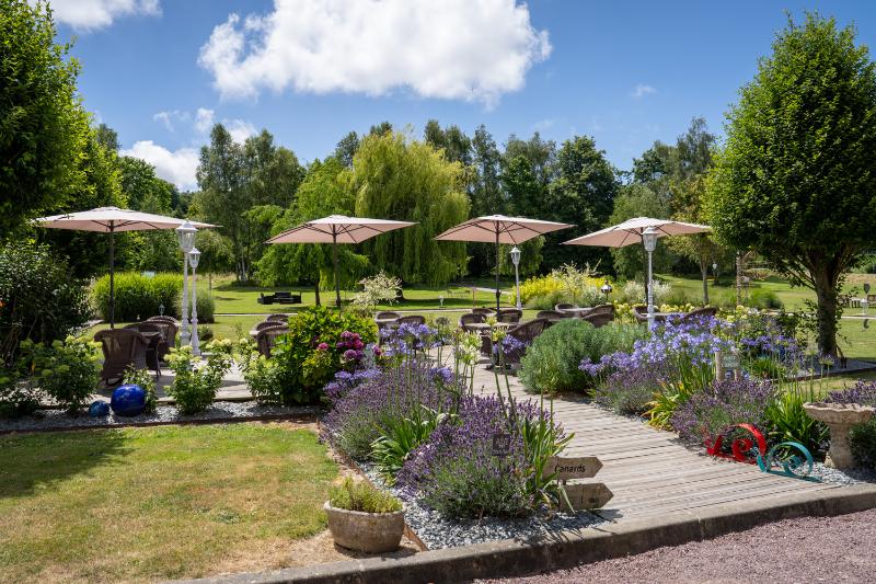 Le Manoir Poterie & Spa image