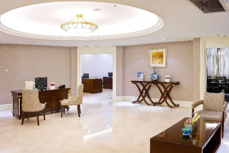 Days Hotel & Suites By Wyndham Fudu Changzhou image