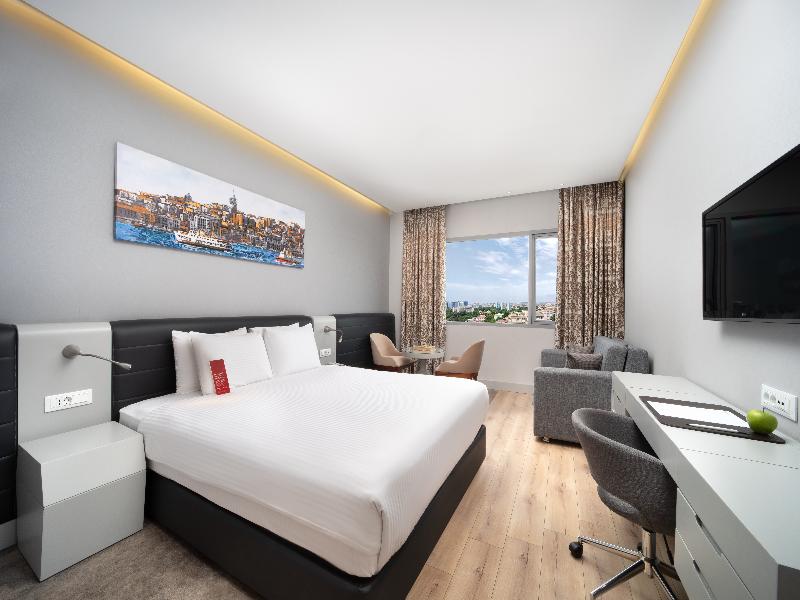 Ramada Plaza By Wyndham Istanbul Ataköy image