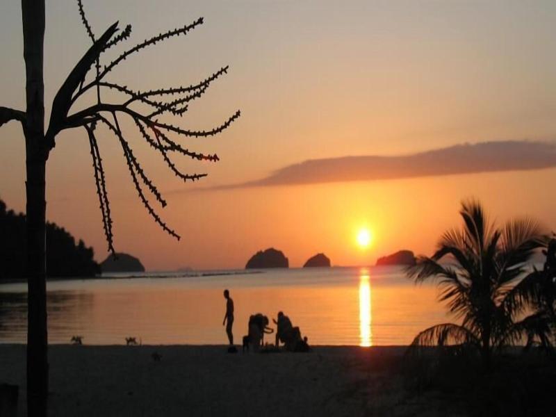 Phangka Paradise Resort image