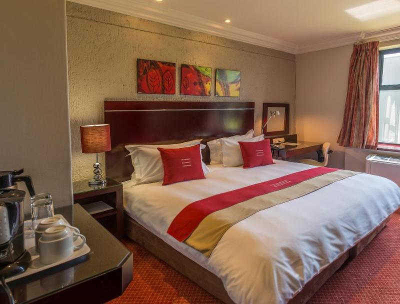 Peermont Metcourt Inn at the Grand Palm photo 21