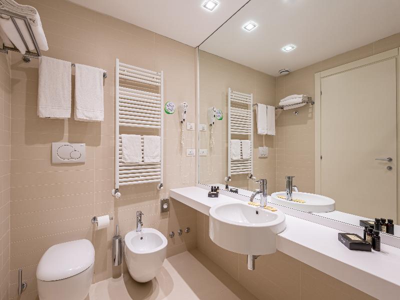 UNA HOTELS Le Terrazze Treviso Hotel & Residence image