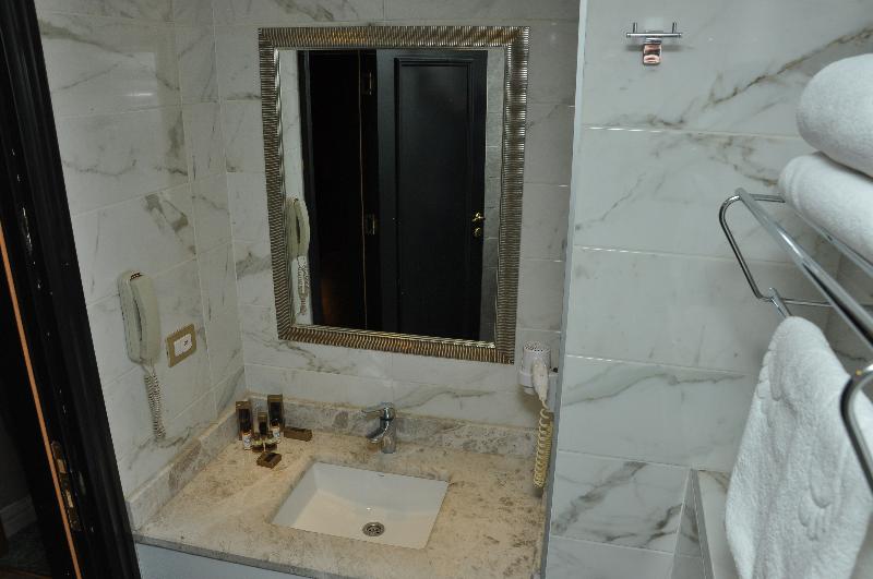 Ibis Istanbul Sisli image