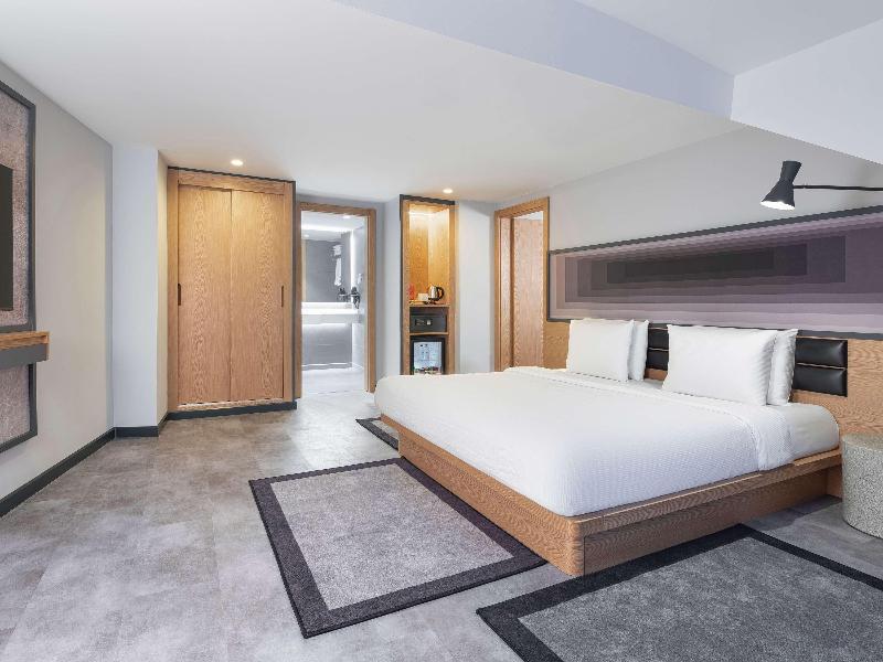 Ibis Istanbul Sisli image
