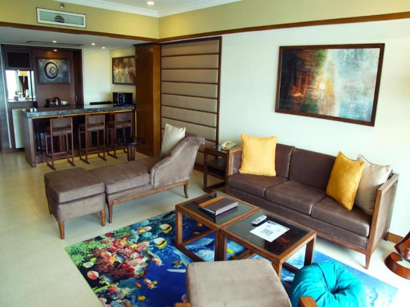 JPark Island Resort & Waterpark, Cebu image