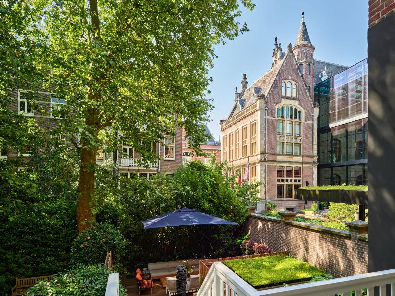 Mandarin Oriental Conservatorium, Amsterdam — exterior view