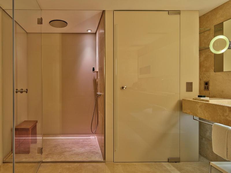 Mandarin Oriental Conservatorium, Amsterdam image