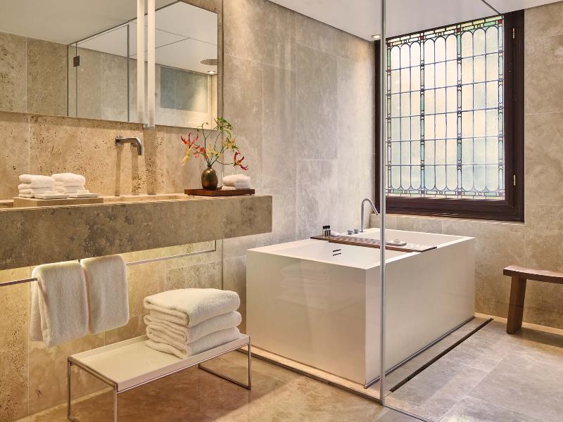 Mandarin Oriental Conservatorium, Amsterdam image