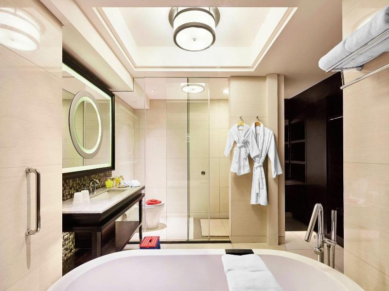 Sheraton Bali Kuta Resort image