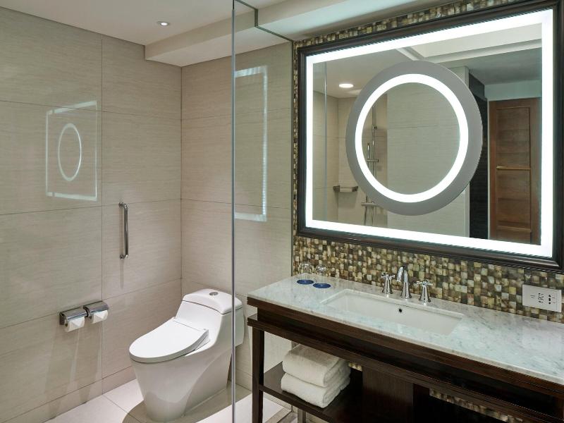 Sheraton Bali Kuta Resort image