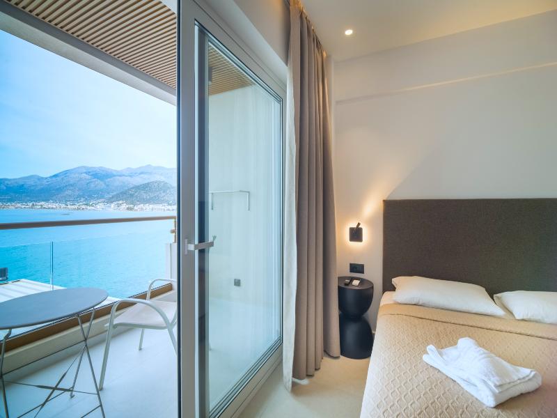 Horizon Beach Hotel image