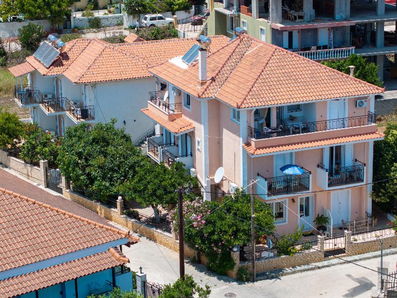 Dionysios Studios & Apartments