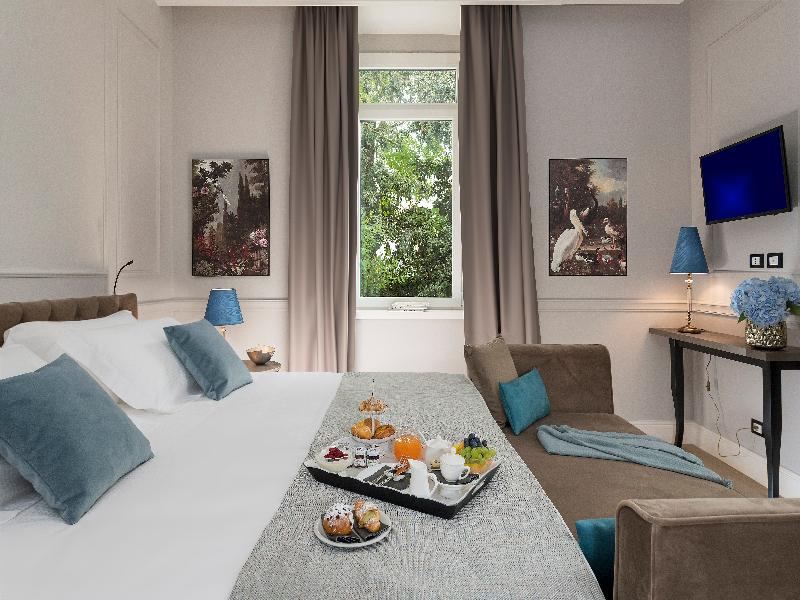 Hotel La Ville Rome image