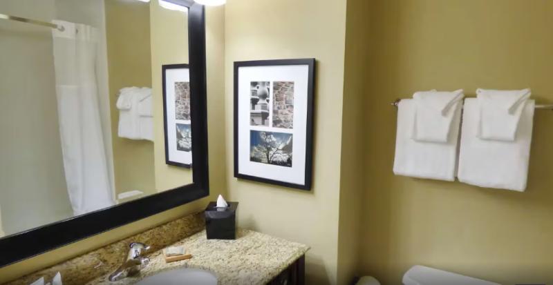 Country Inn & Suites by Radisson, Port Orange-Dayt image