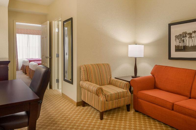 Country Inn & Suites by Radisson, Port Orange-Dayt image