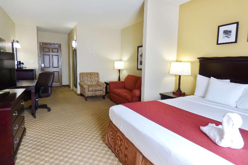 Country Inn & Suites by Radisson, Port Orange-Dayt image