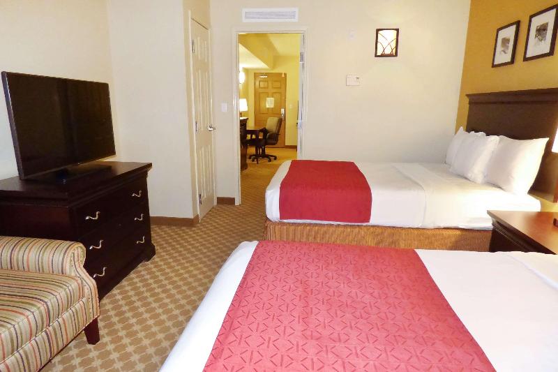 Country Inn & Suites by Radisson, Port Orange-Dayt image