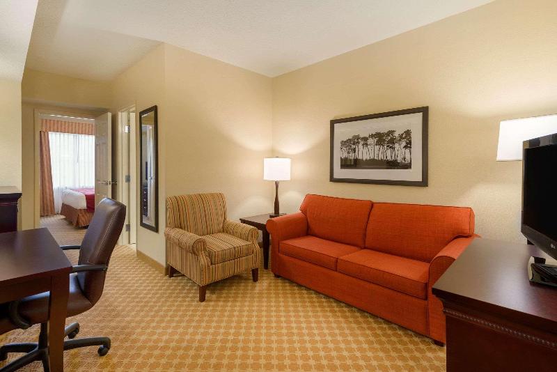 Country Inn & Suites by Radisson, Port Orange-Dayt image