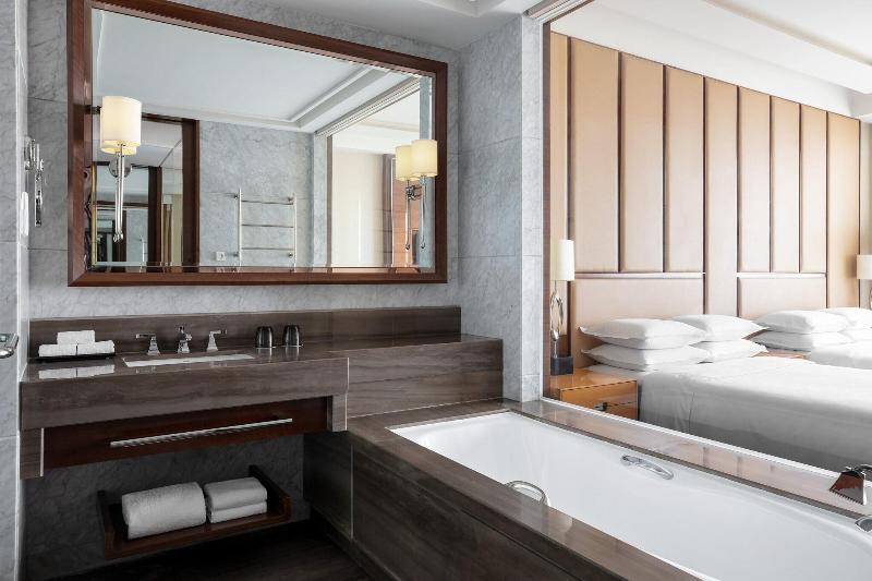 Sheraton Qingdao Jiaozhou image