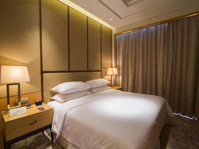 Sheraton Qingdao Jiaozhou image
