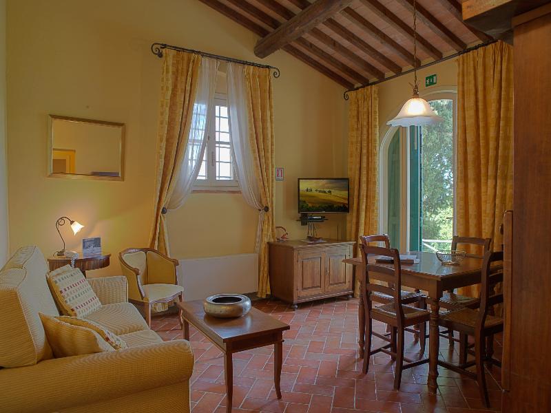 Borgo Di Colleoli Resort image