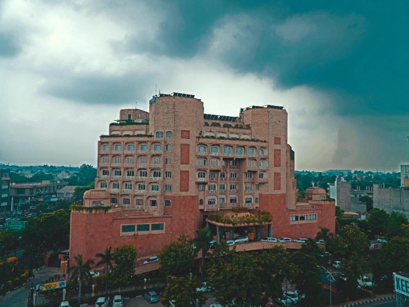 Park Plaza Ludhiana image