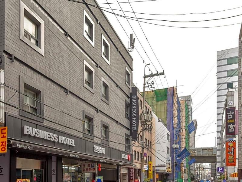 Business Hotel Busan Station image